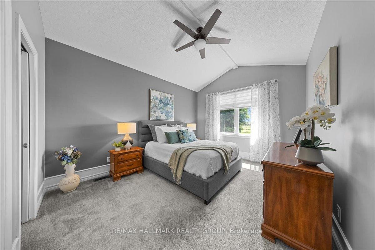 184 Bonnyley Crescent photo 21