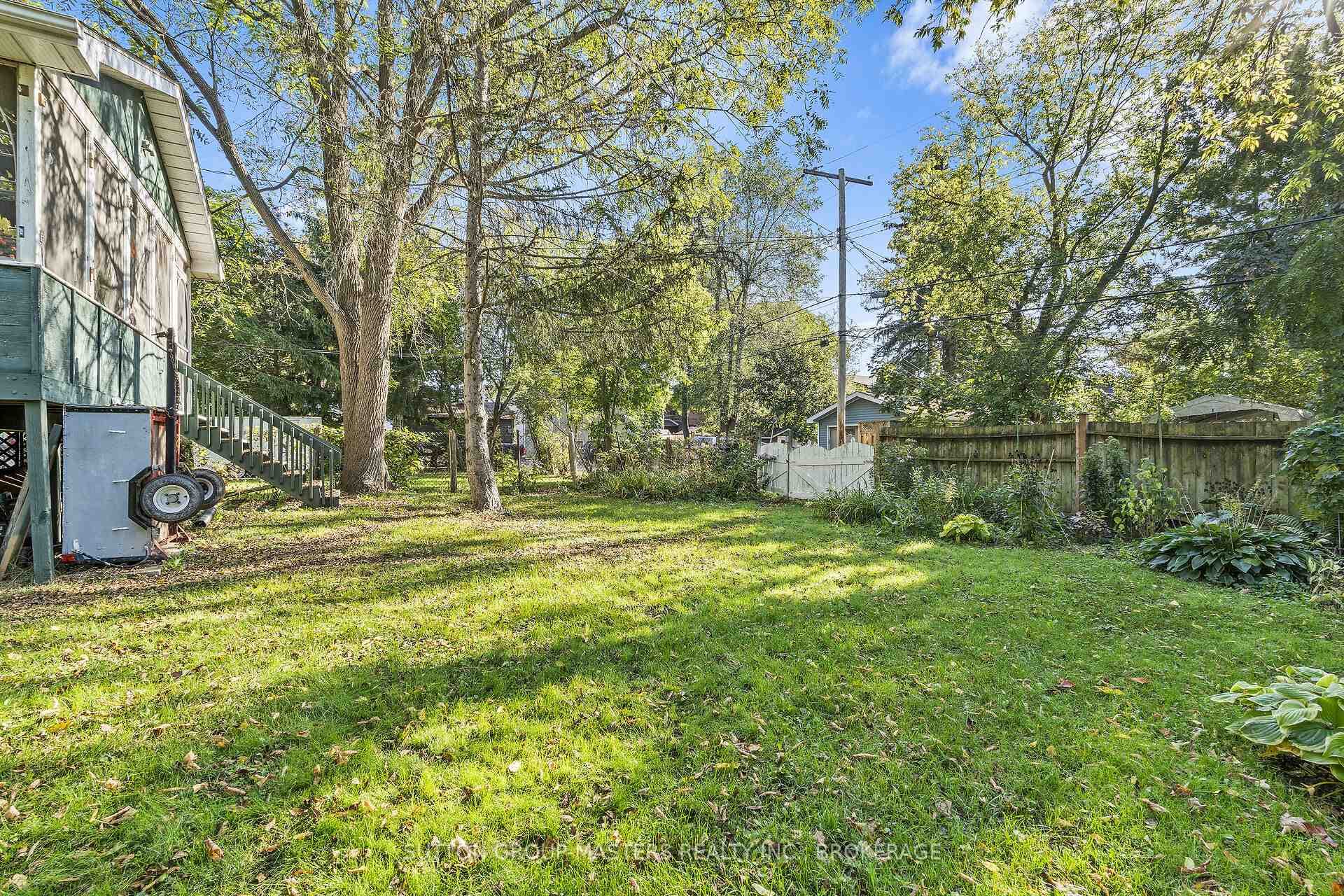 167 Brock Street photo 32