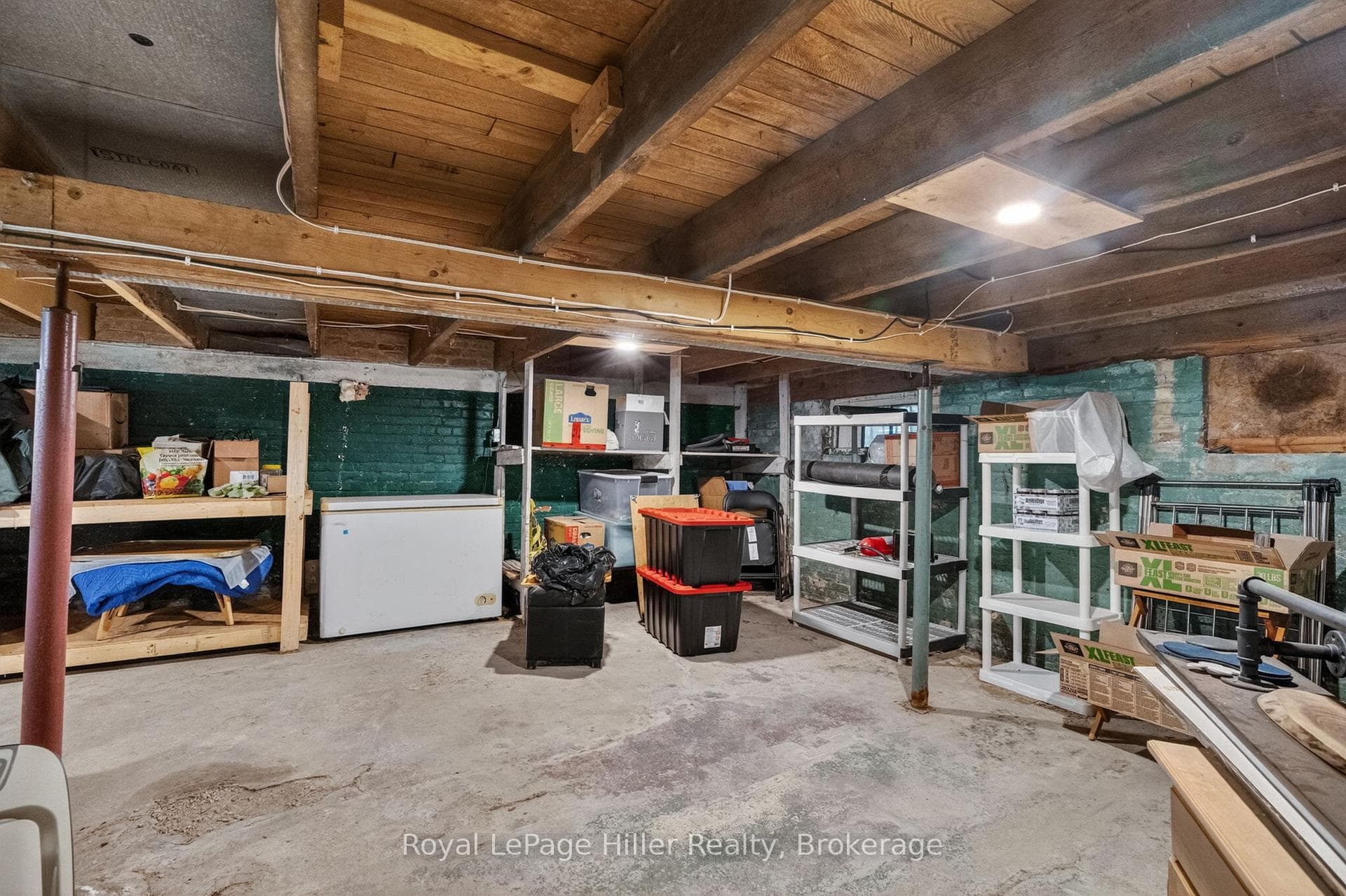 125 Portland Street photo 48