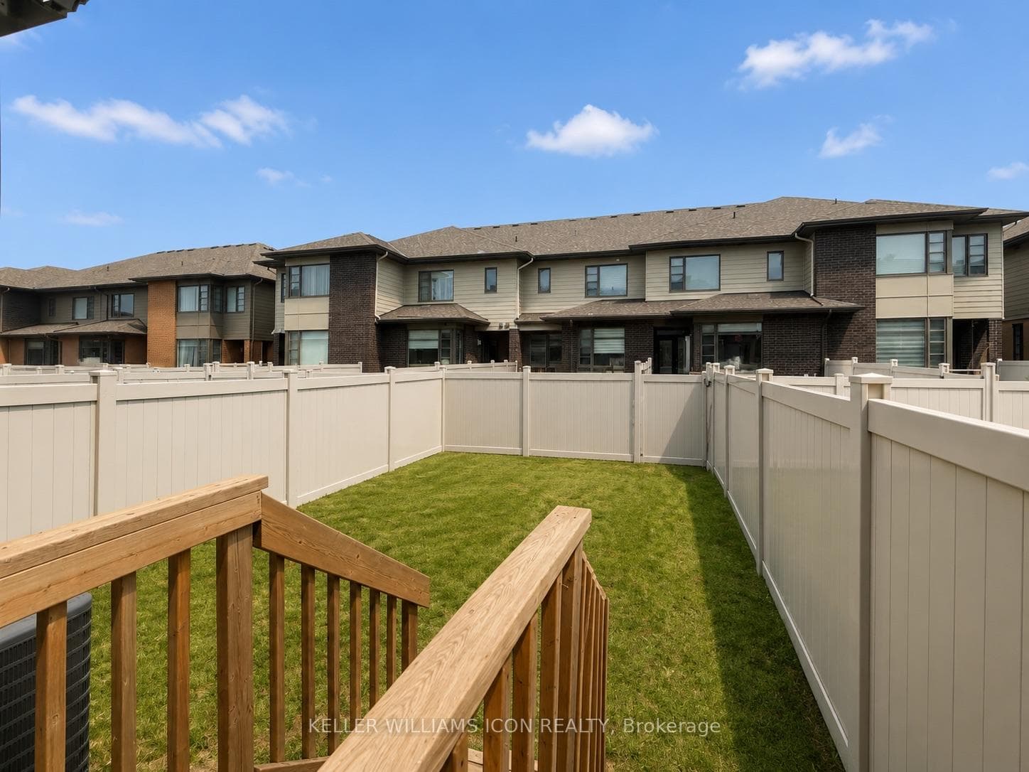 754 Borbridge Avenue photo 19