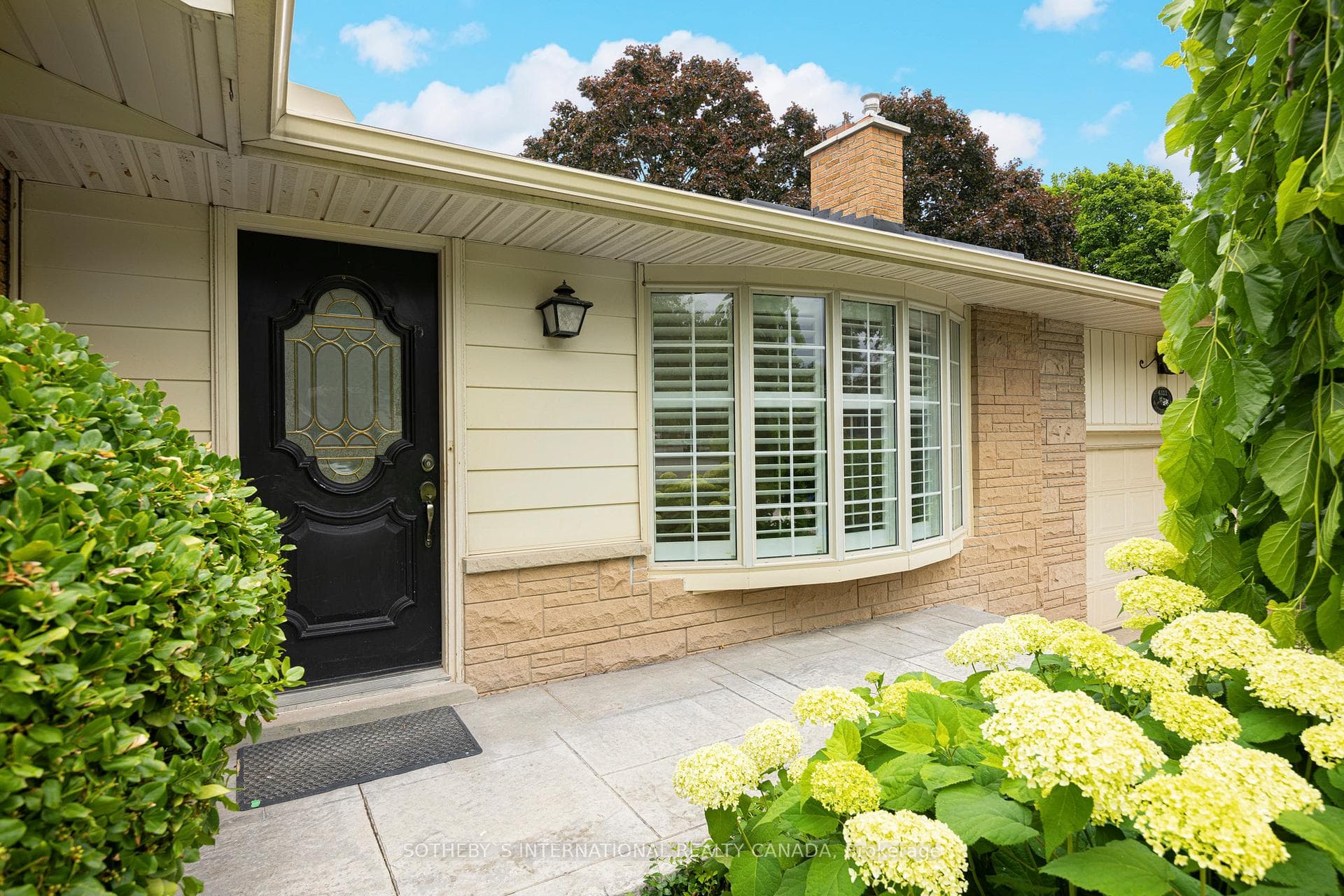 4111 McIntosh Place photo 22