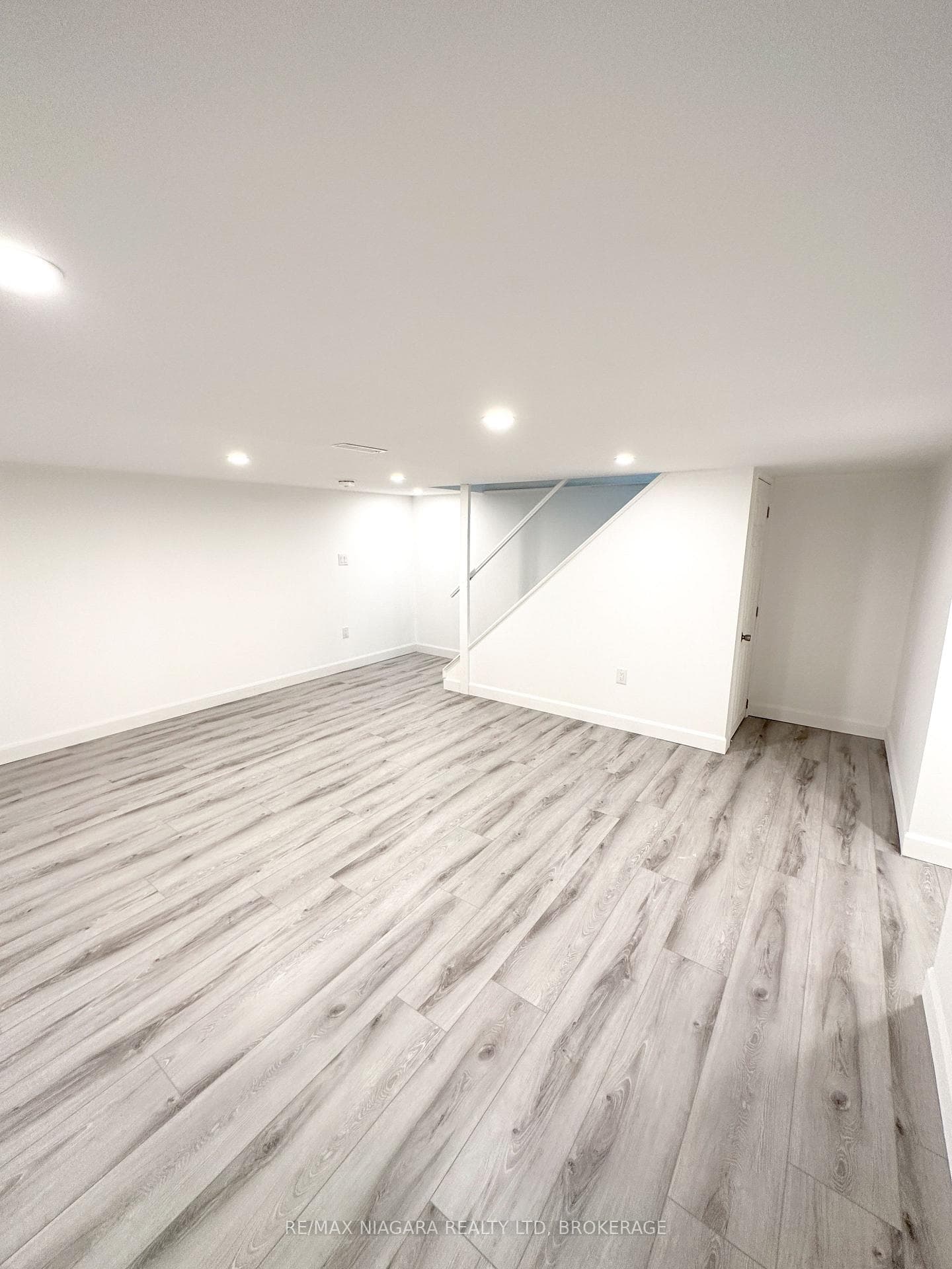 71 Hagey Avenue Unit 1 photo 15