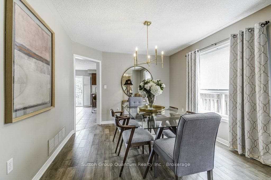 132 Eringate Drive photo 11