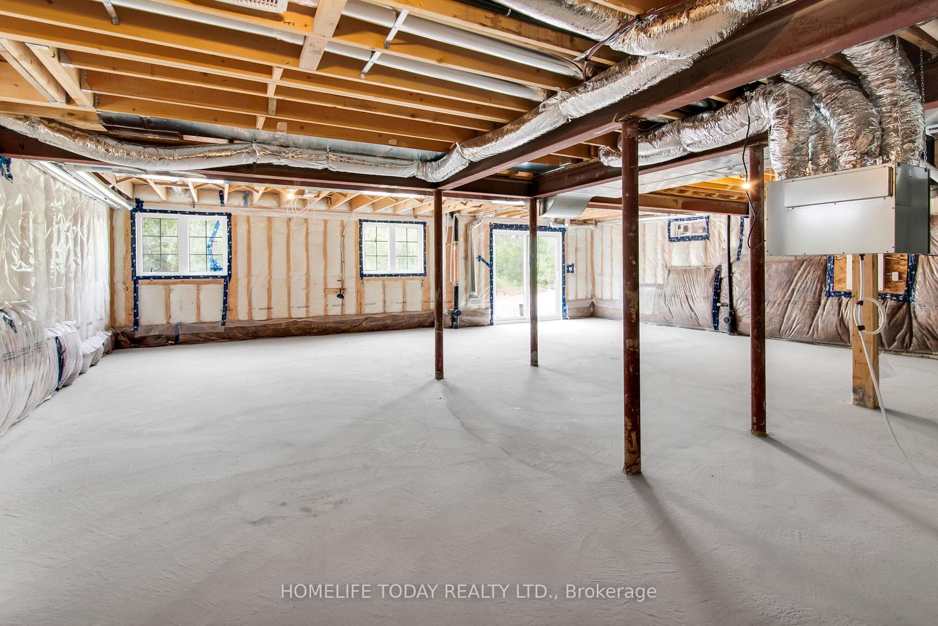 124 Hawkins Street photo 38