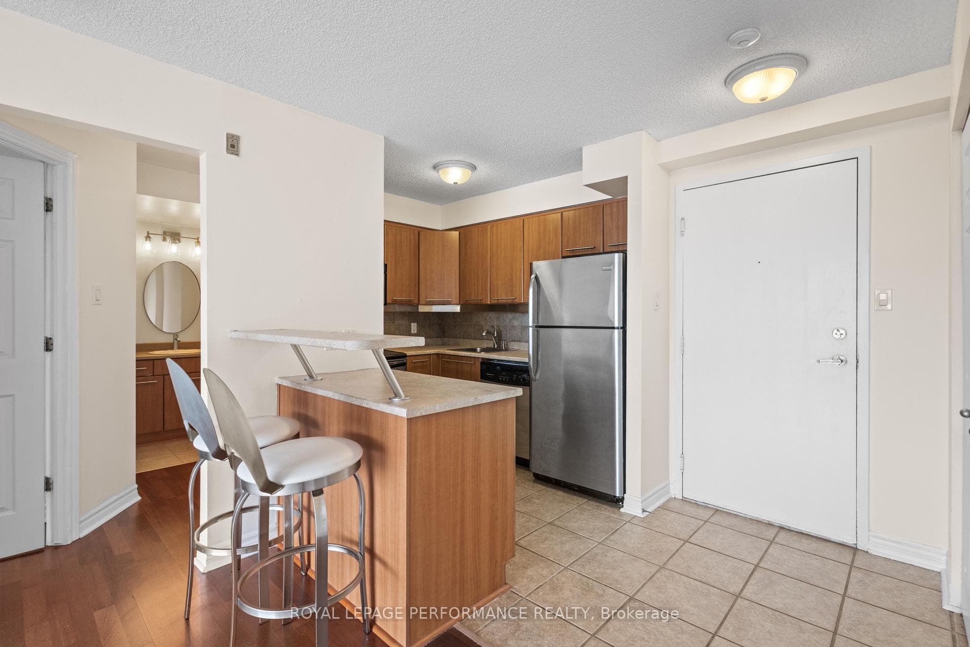 225 Alvin Road Unit 609 photo 9