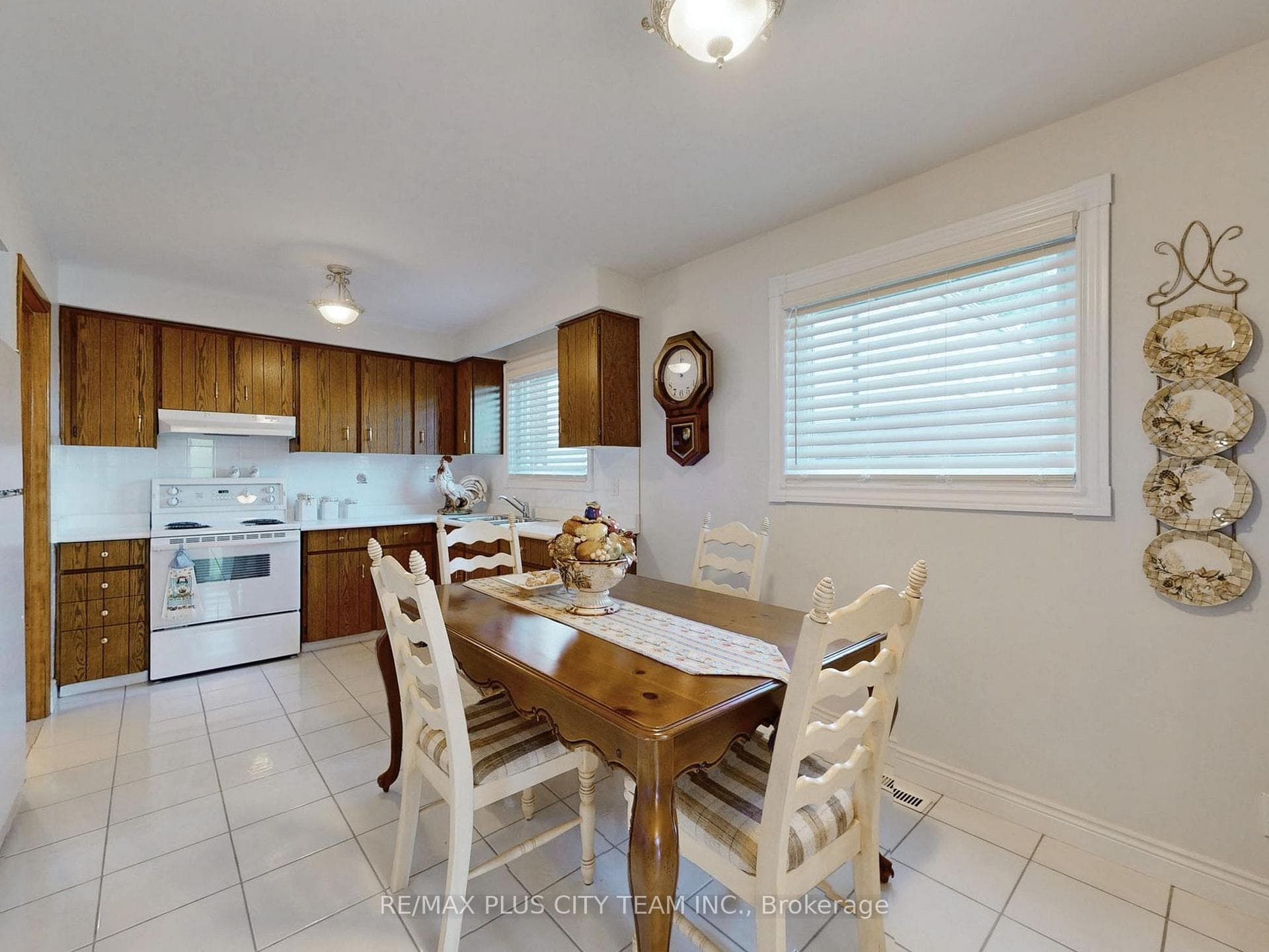 5 Snowhill Crescent photo 11