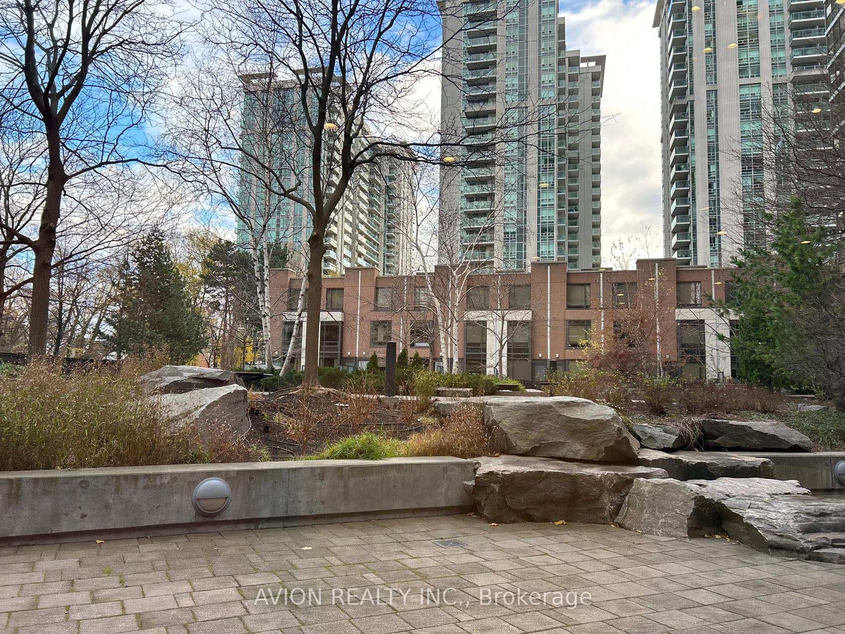 33 Sheppard Avenue Unit 1712 photo 20