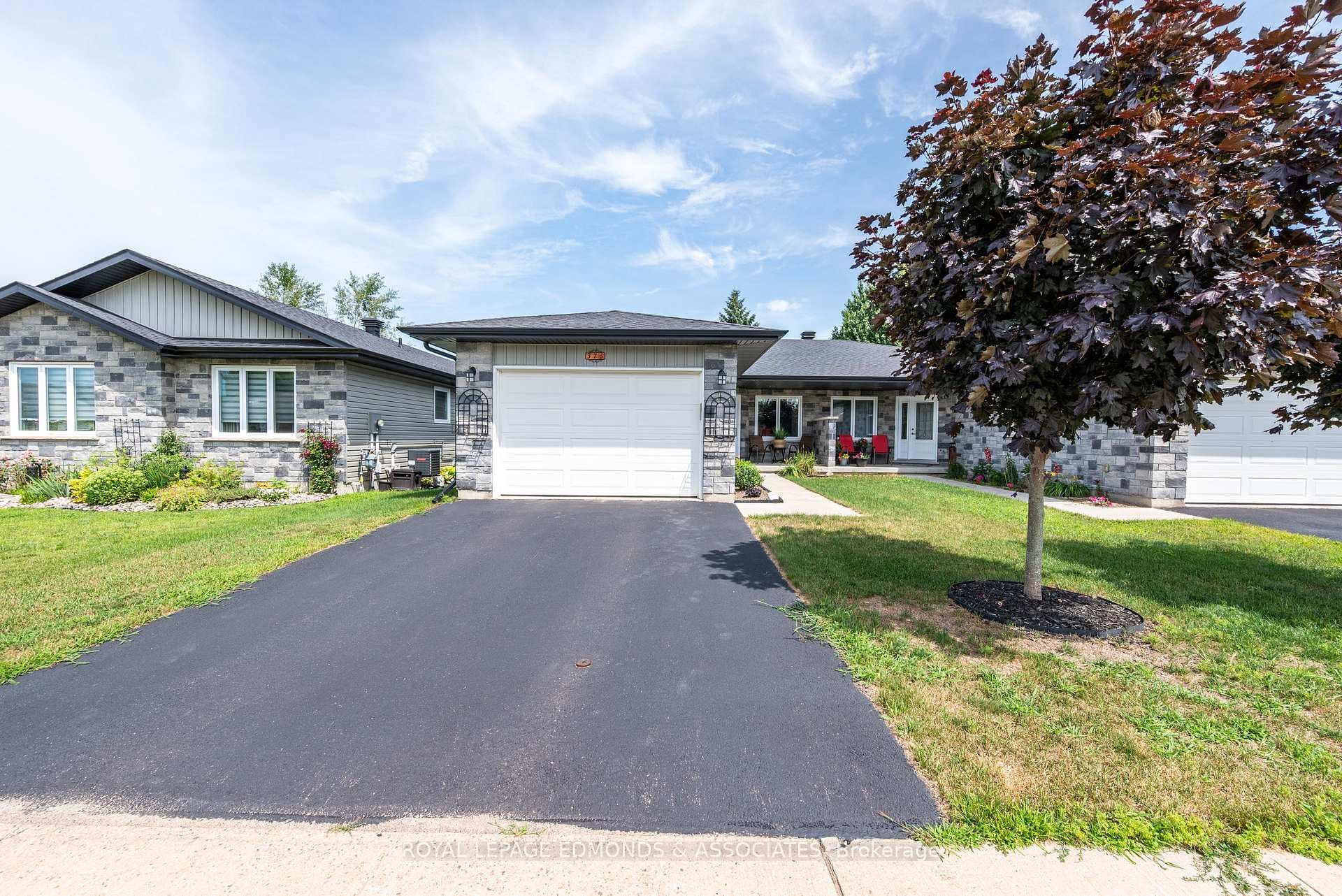 375 Patricia Avenue photo 2