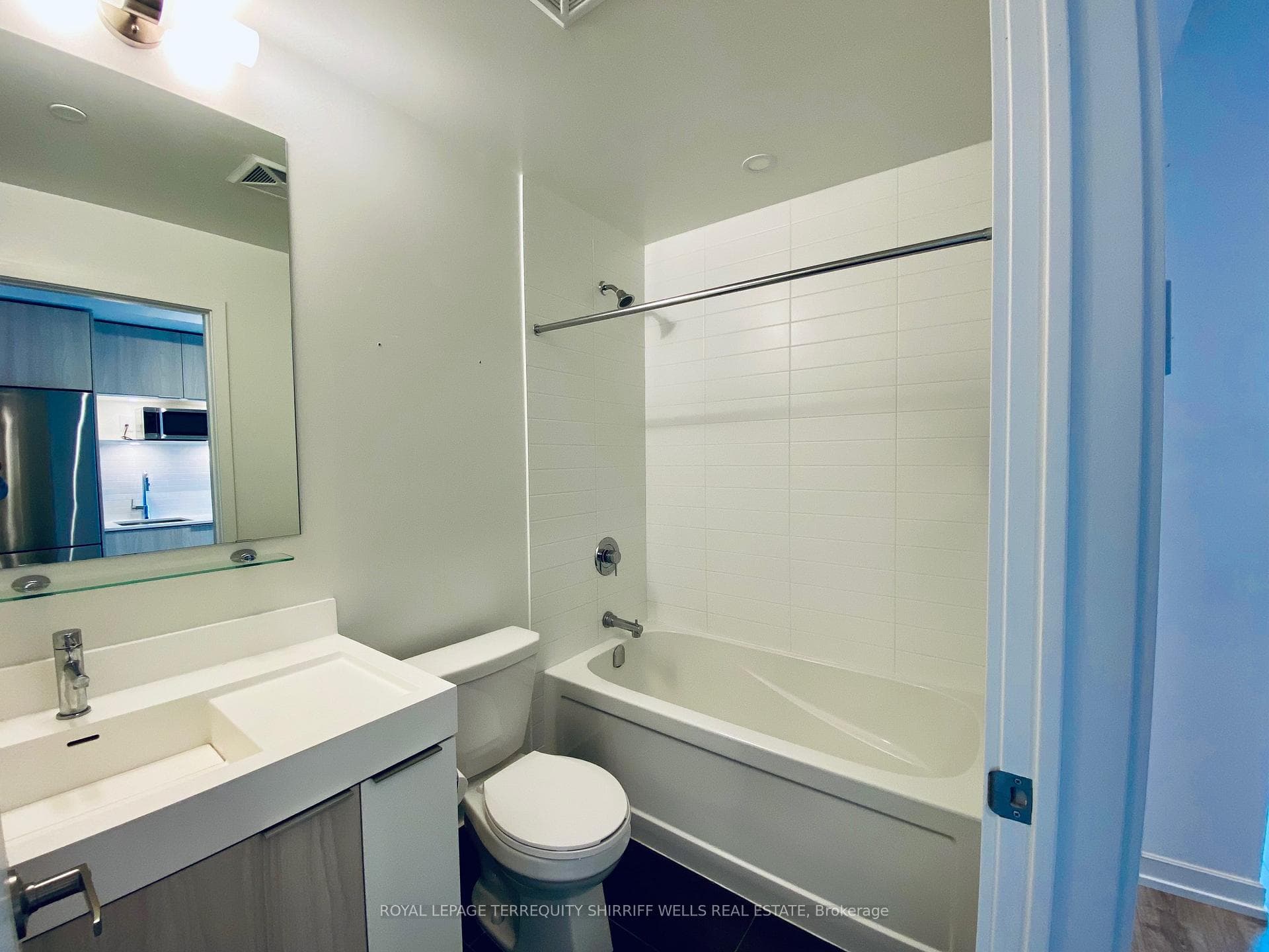 20 Tubman Avenue Unit 2111 photo 4