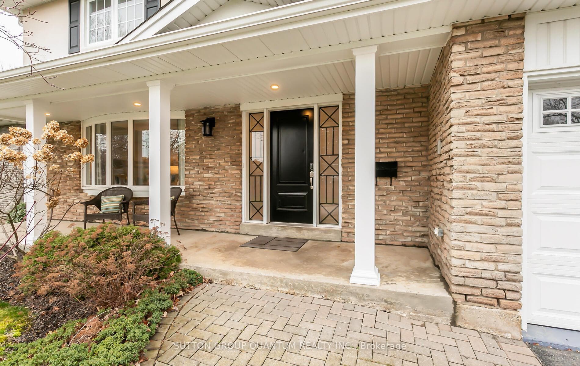 270 Sunset Drive photo 2
