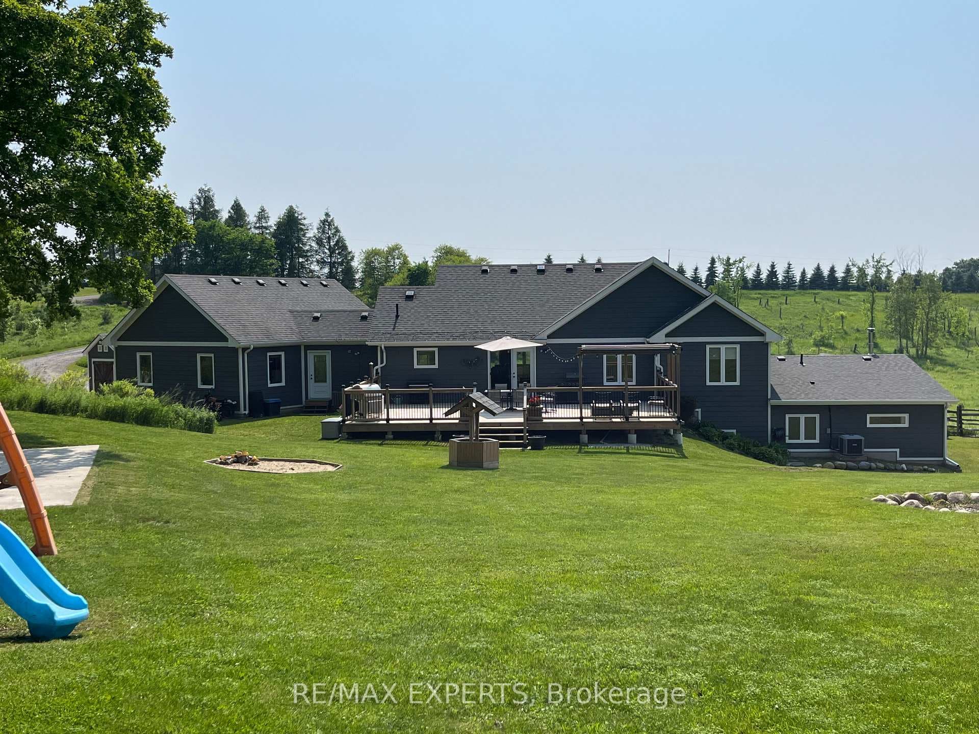 5541 Trafalgar Road photo 6