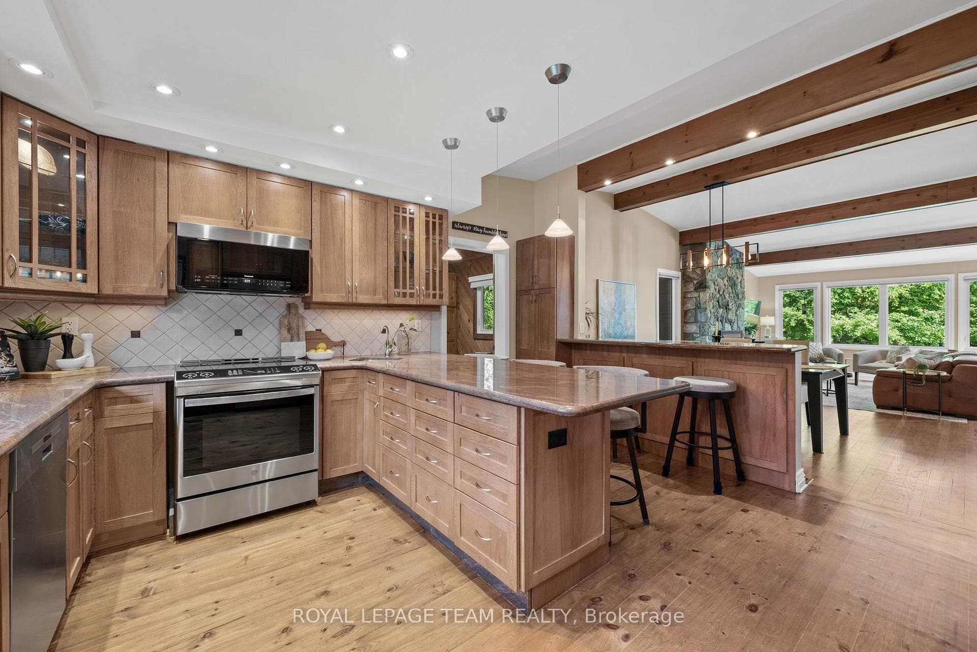 22 Honey Gables Drive photo 10