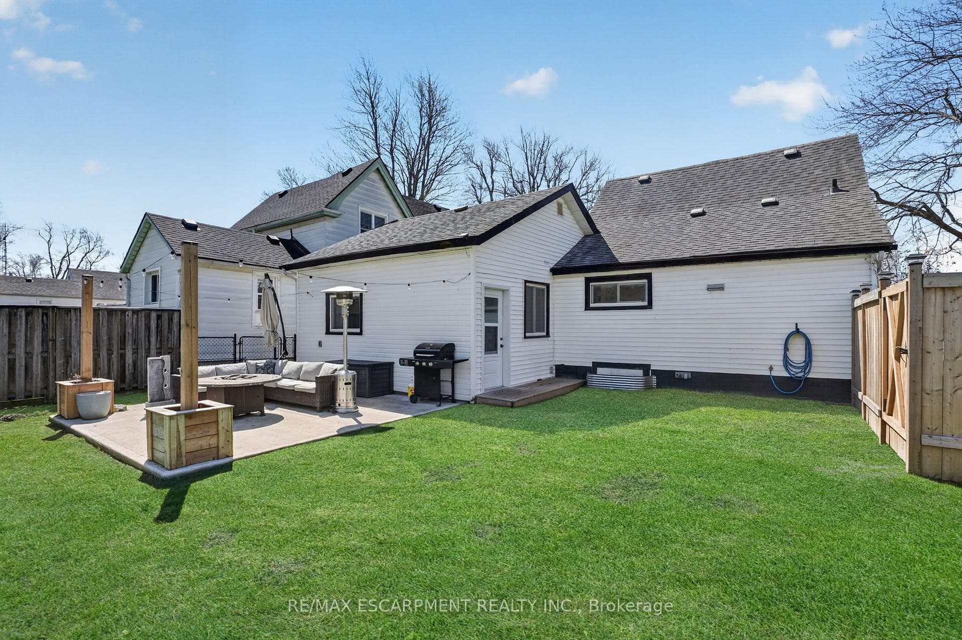 127 Cross Street photo 41