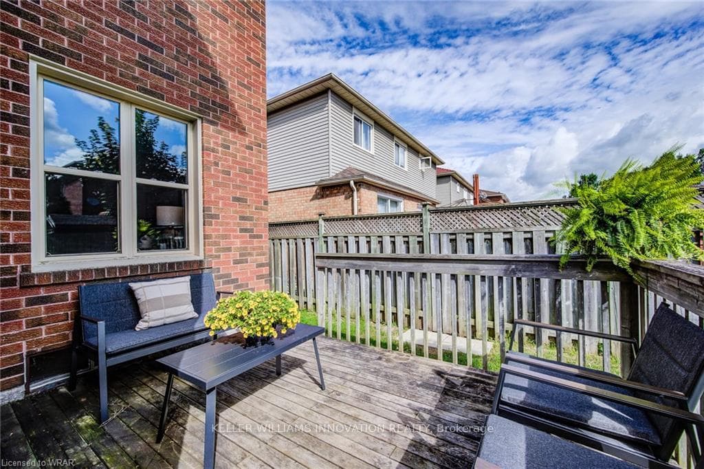 87 Enfield Drive photo 32