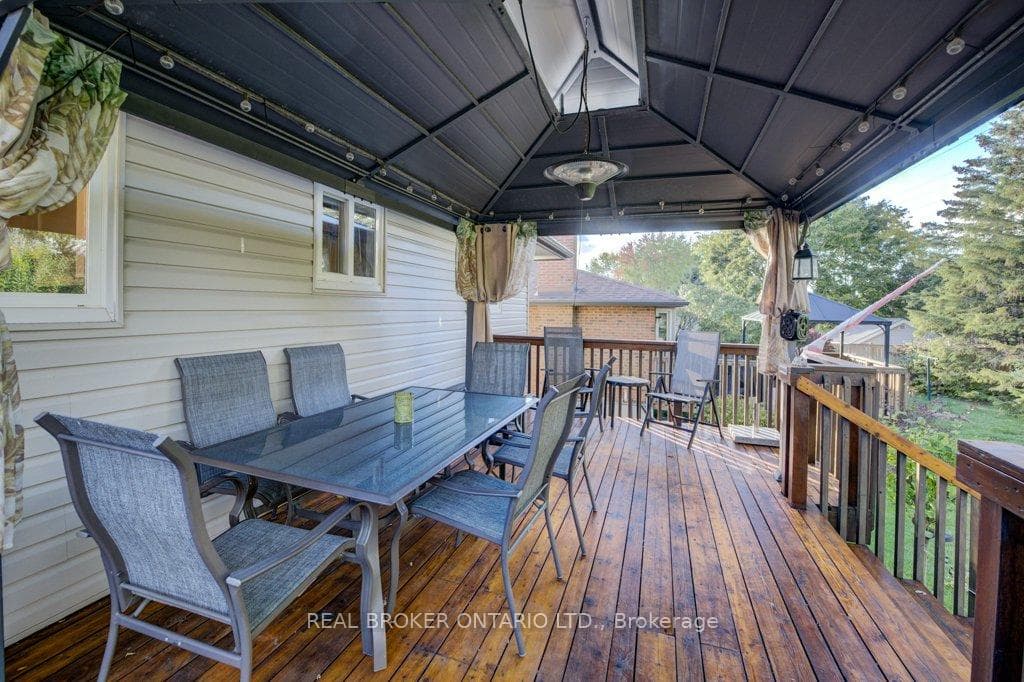 34 Willow Green Court photo 34
