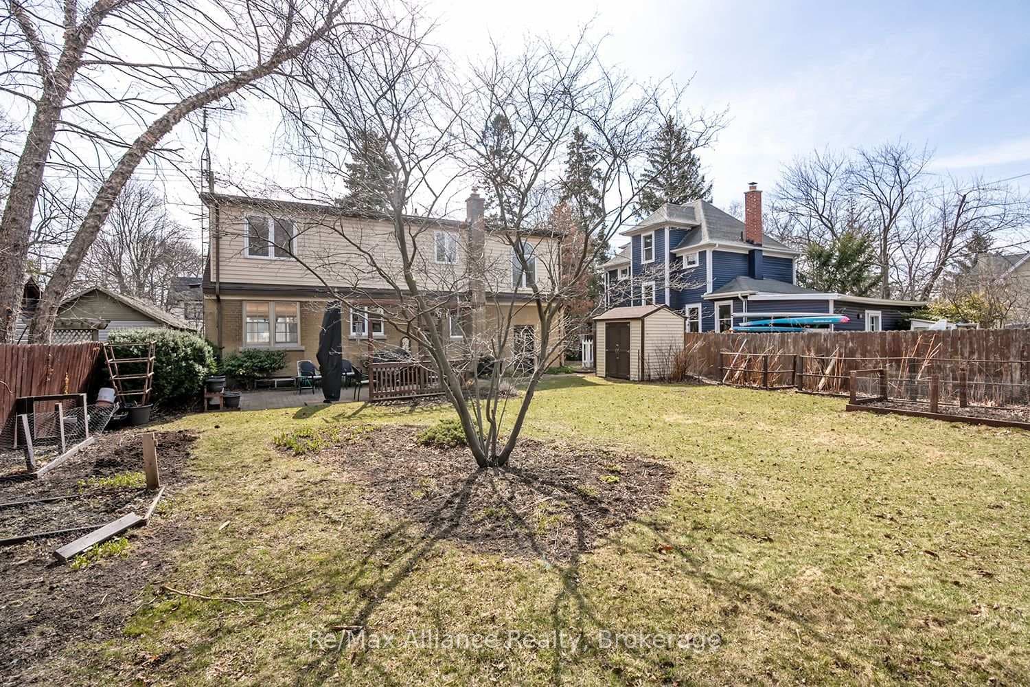 283 Spruce Street photo 39