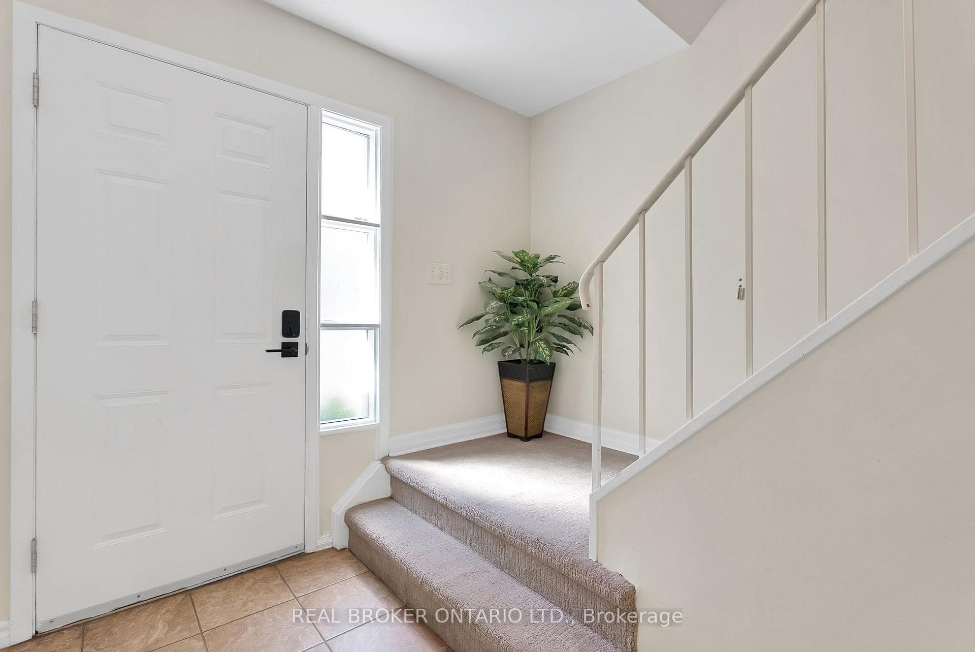 55 Bowman Way photo 3