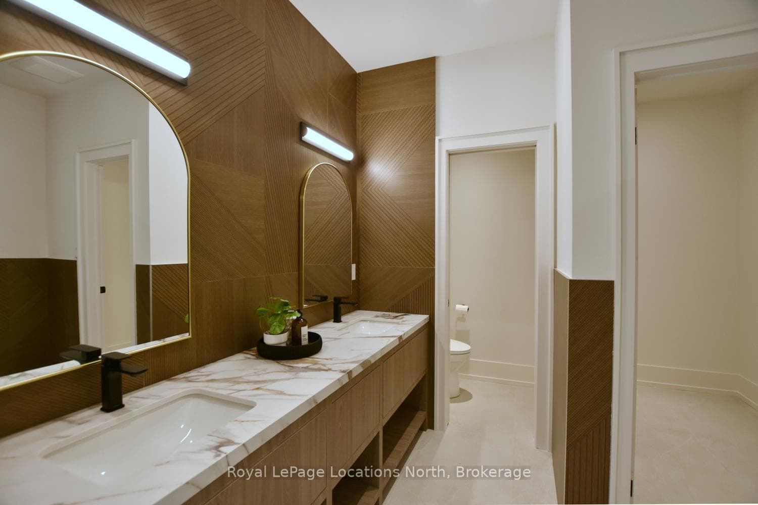 117 Cattail Crescent photo 44