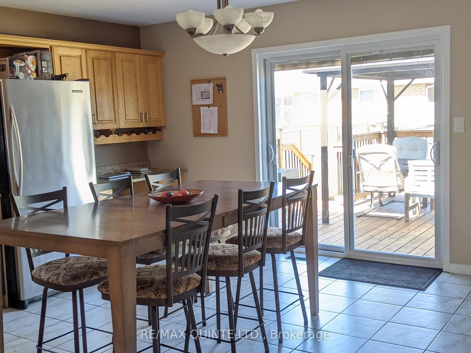30 Hickory Grove photo 8