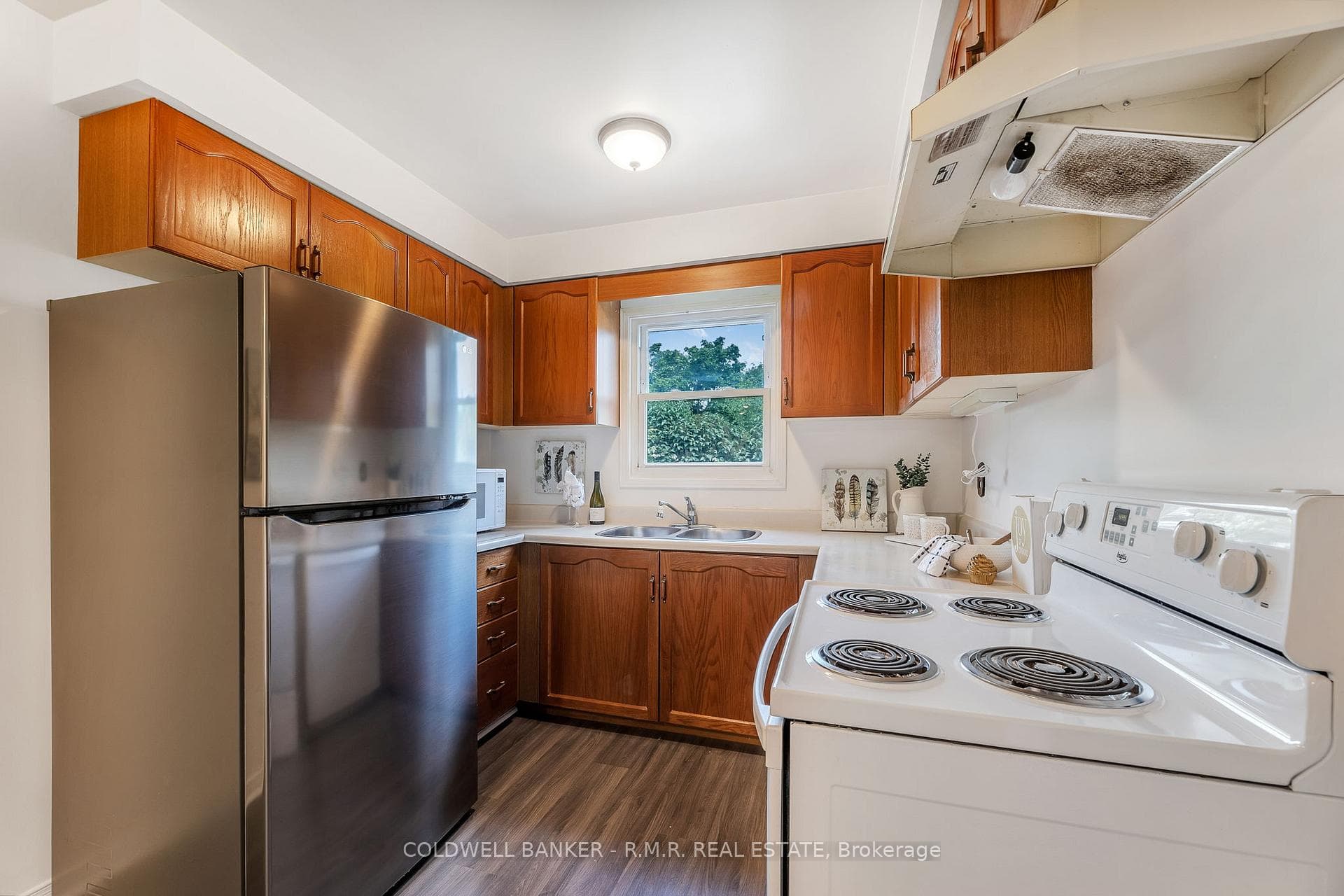 100 Watson Street photo 15