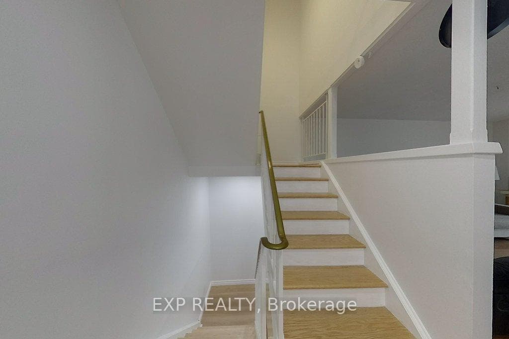 17 Gibson Drive Unit 2 photo 19