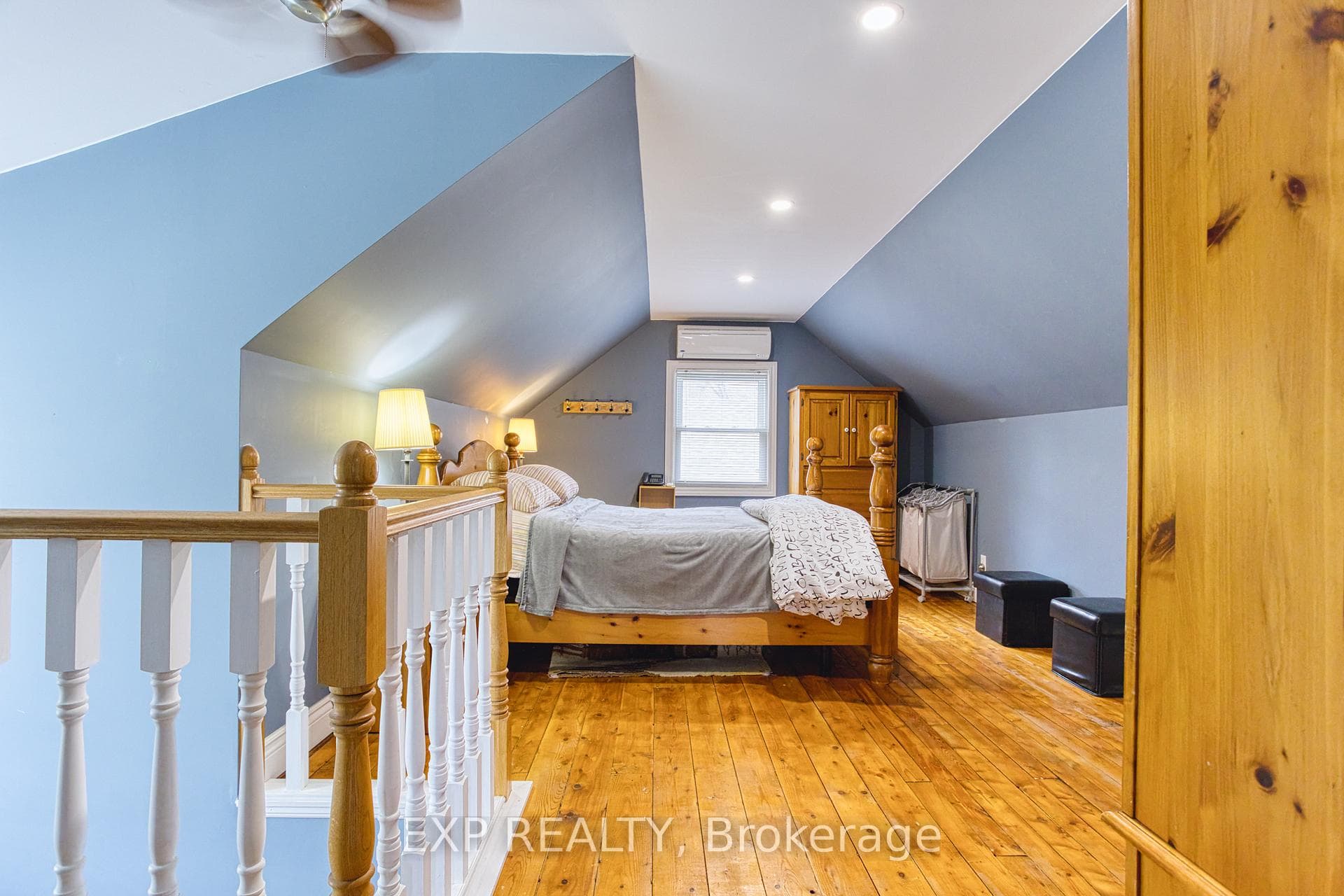 9 Rosslyn Avenue photo 17