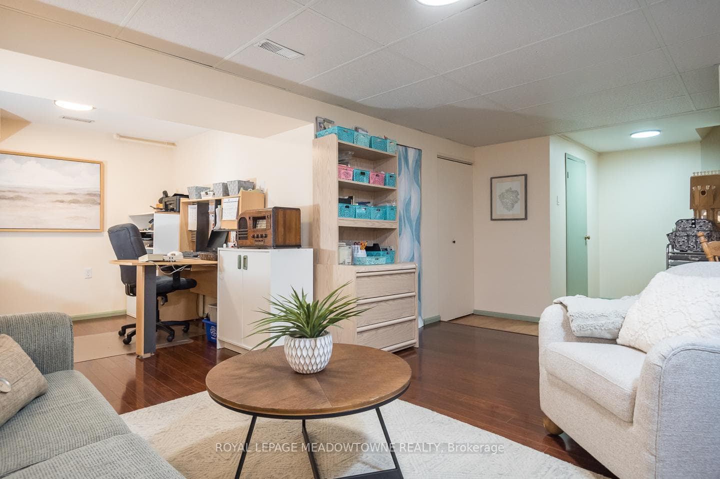 889 Morley Avenue photo 33