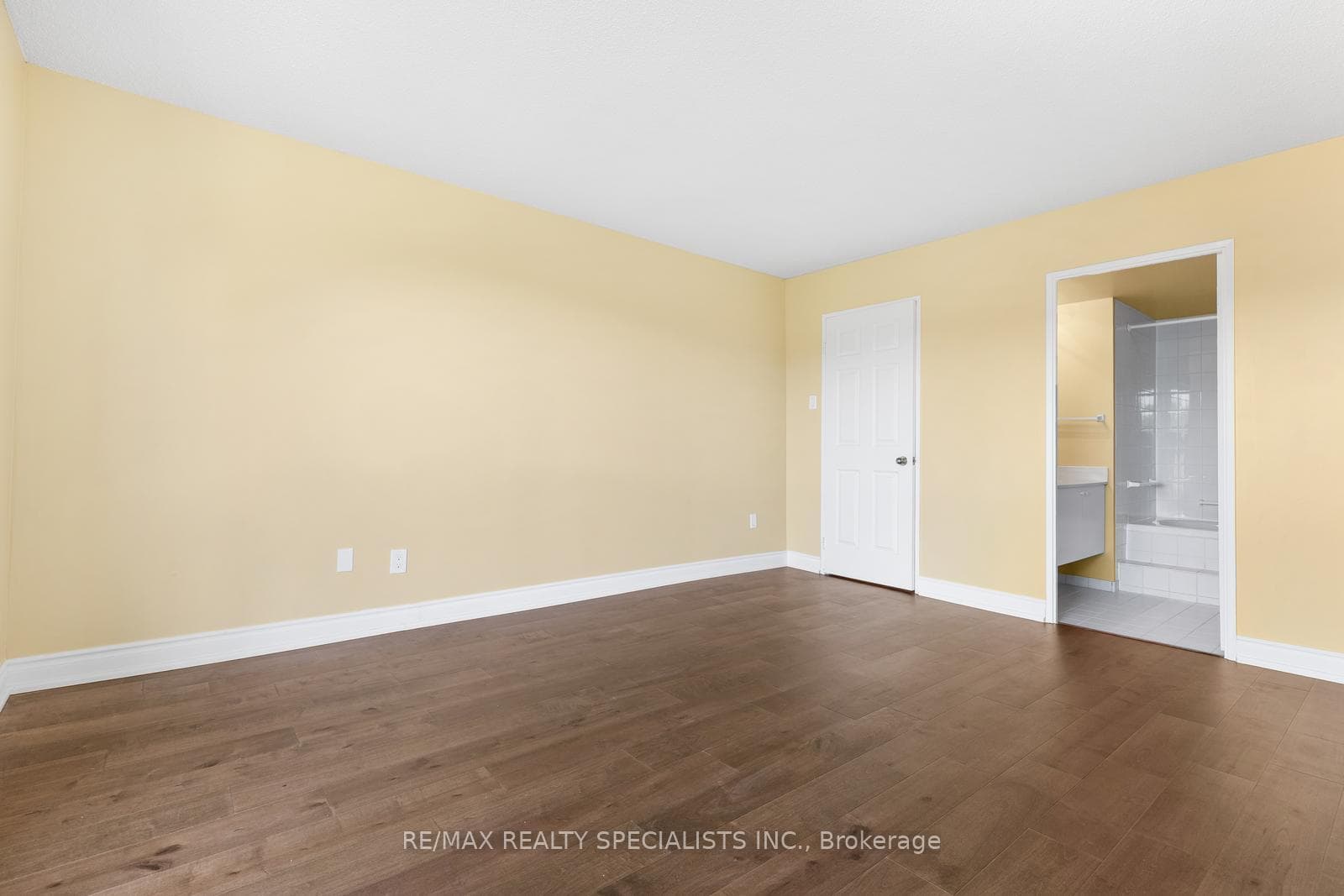 1700 The Collegeway N/A Unit 506 photo 24
