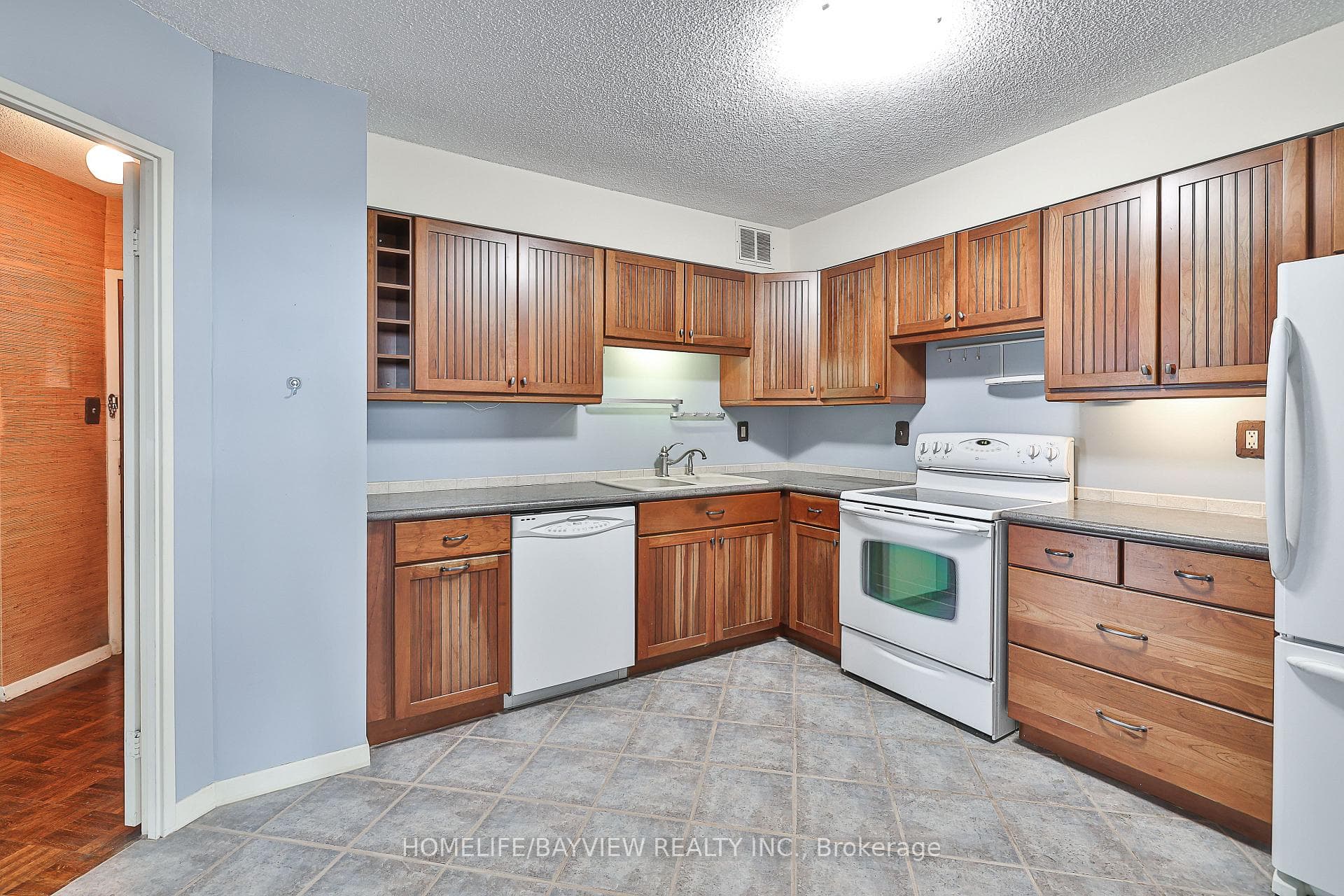 75 Graydon Hall Drive Unit 2006 photo 25