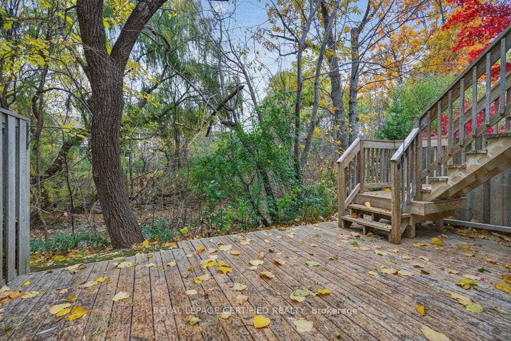76 Frances Avenue Unit 37 photo 35