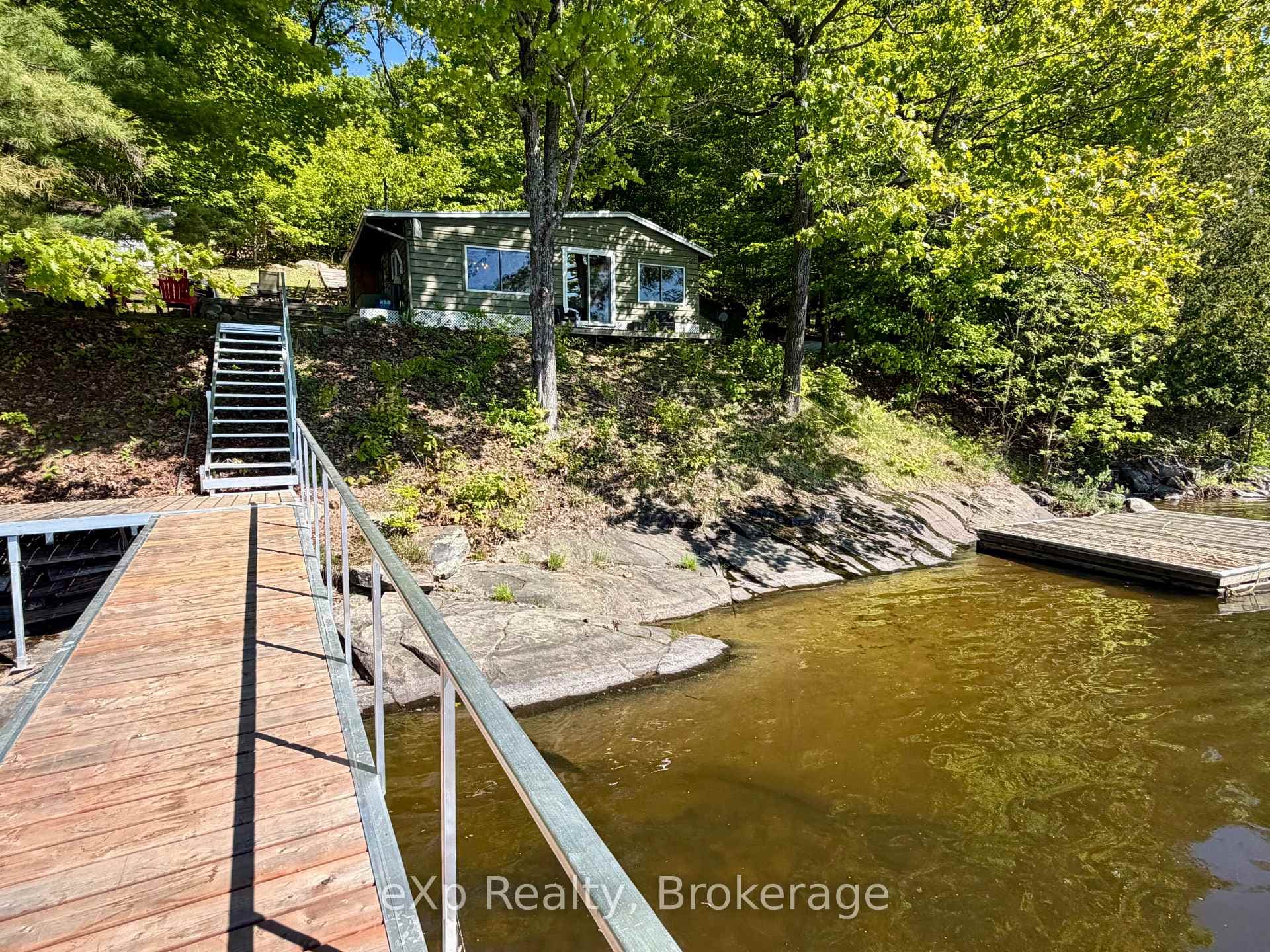 1082 Cowan Park Road Unit 3 photo 2