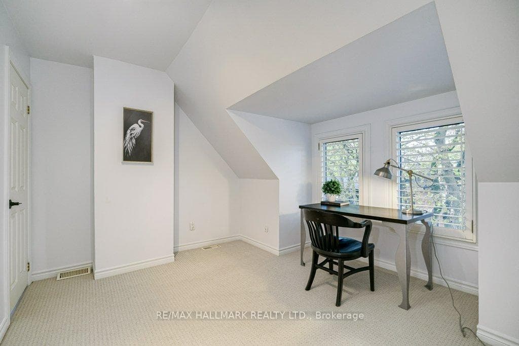 119 Coady Avenue photo 20
