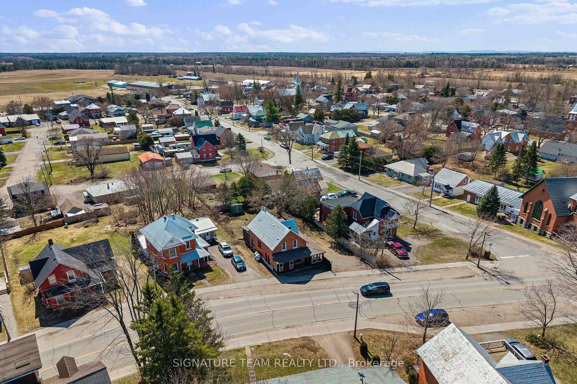 23 Main Street photo 5