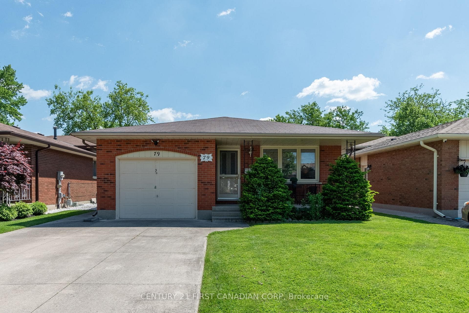 79 Roundhill Court photo 2