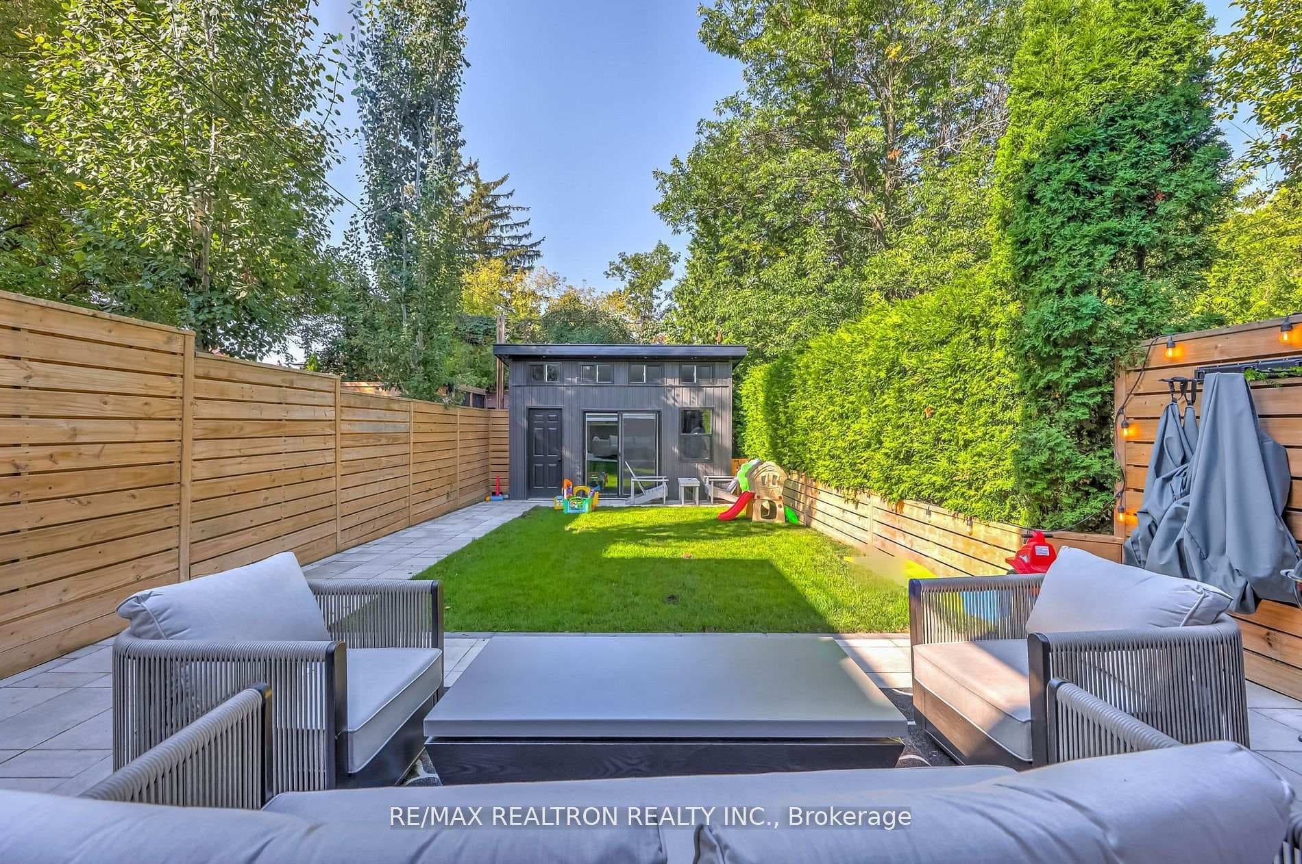 148 Atlas Avenue photo 25