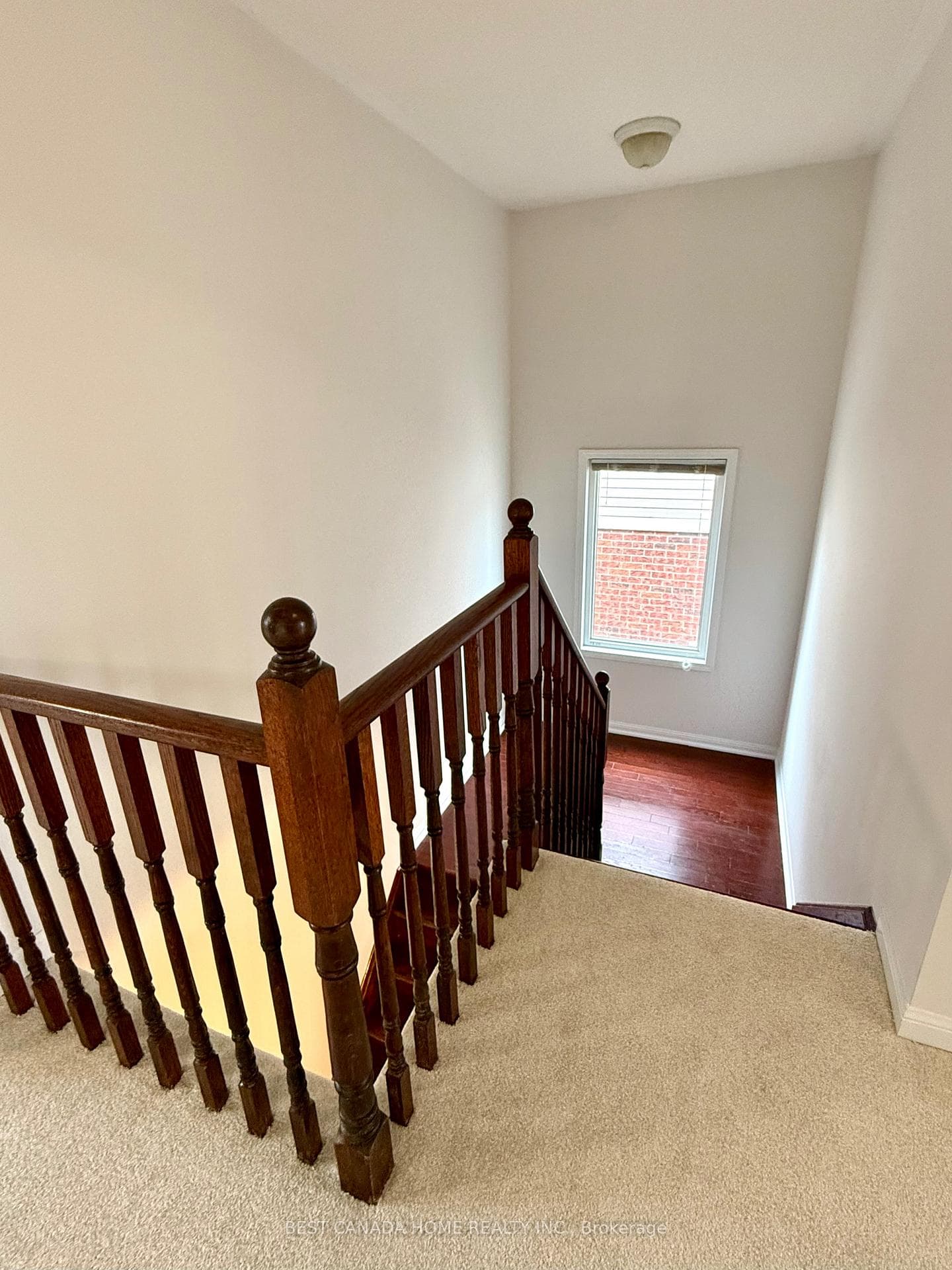 74 Monarchy Street photo 17