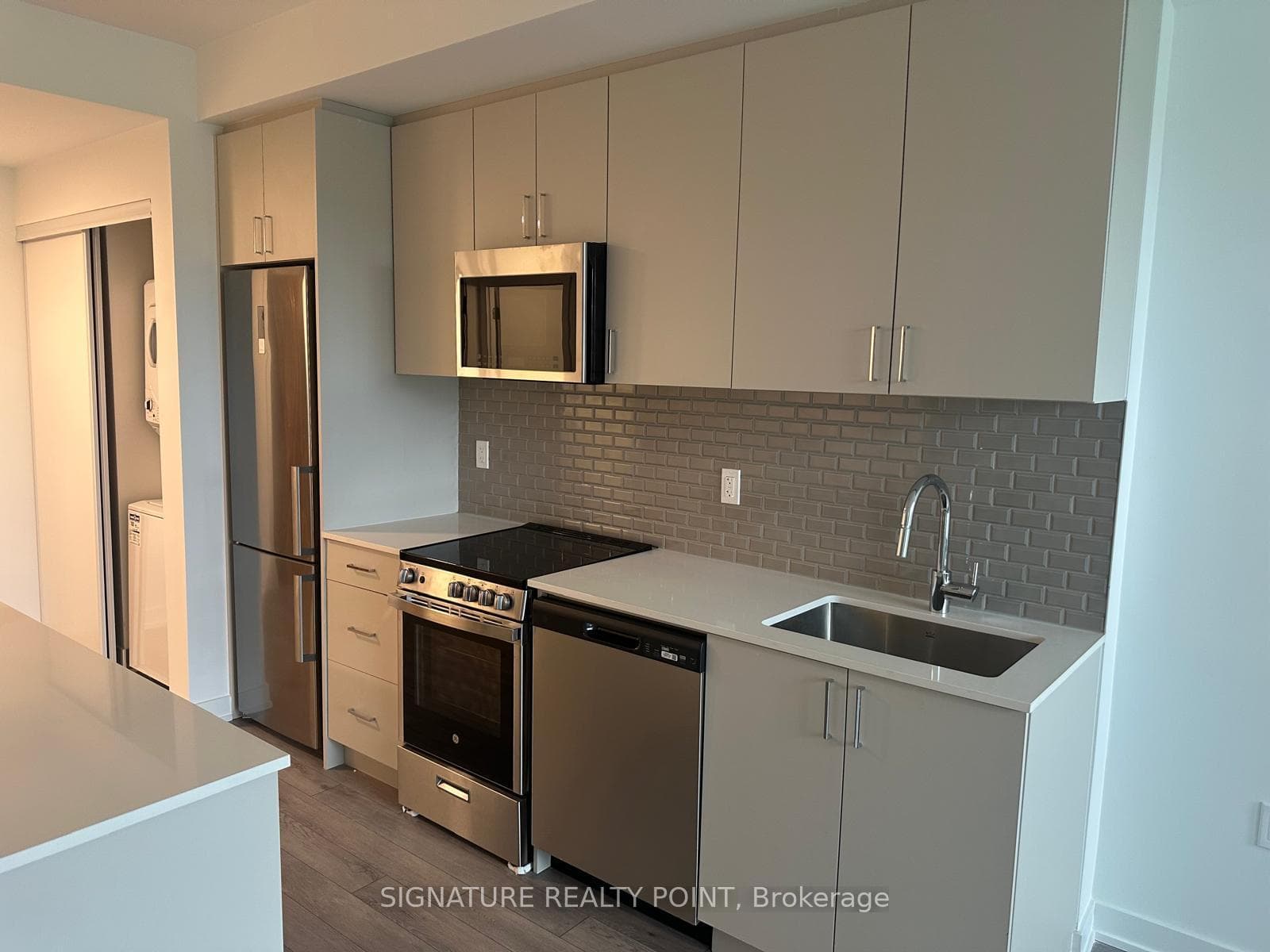 1005 Dundas Street Unit 227 photo 6