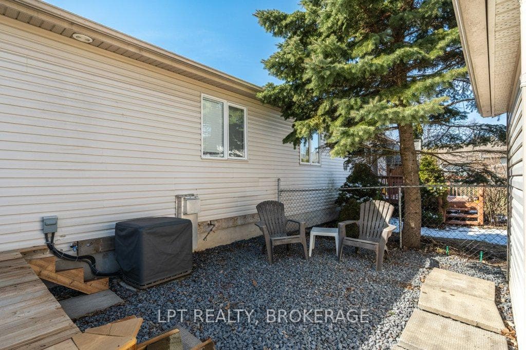 side yard