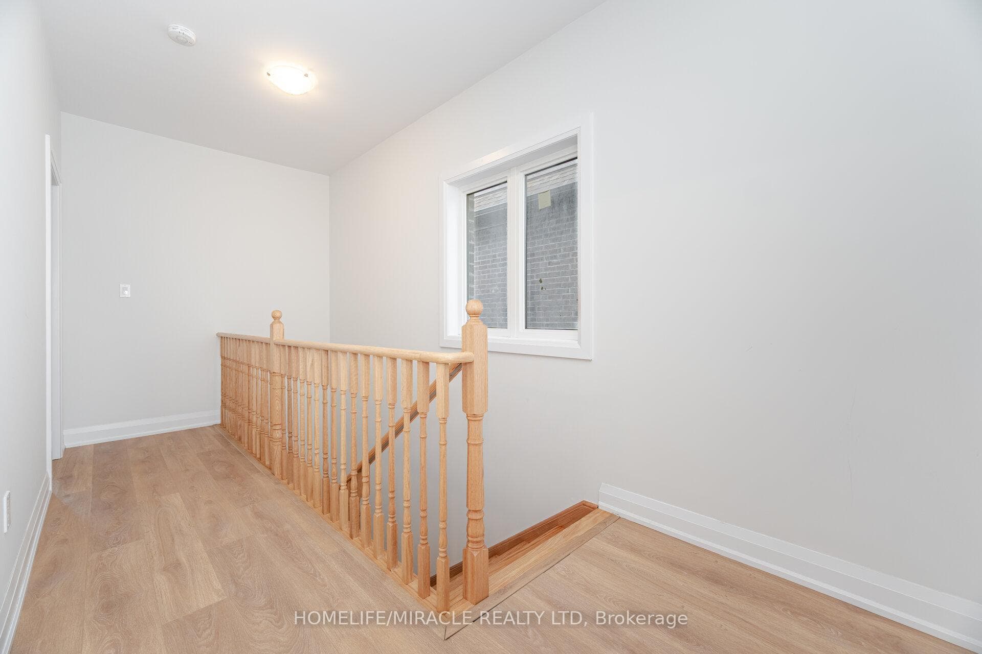 151 Seguin Street photo 19