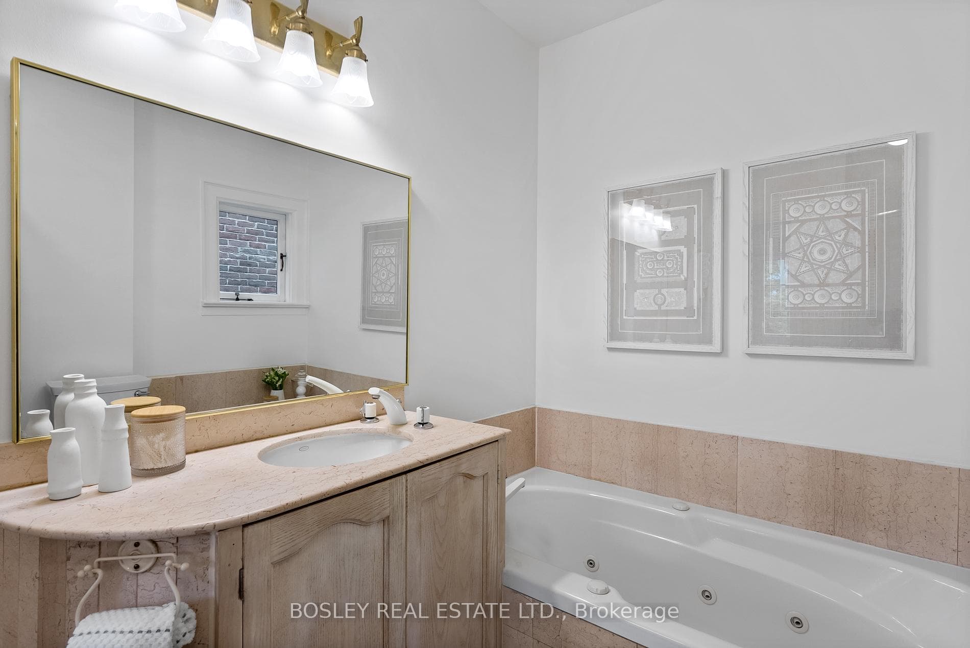 7 Glencairn Avenue photo 25