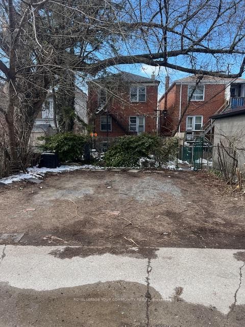 281 Wychwood Avenue Unit 1 photo 15
