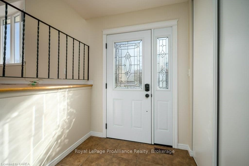 22 WOLFE Street photo 6