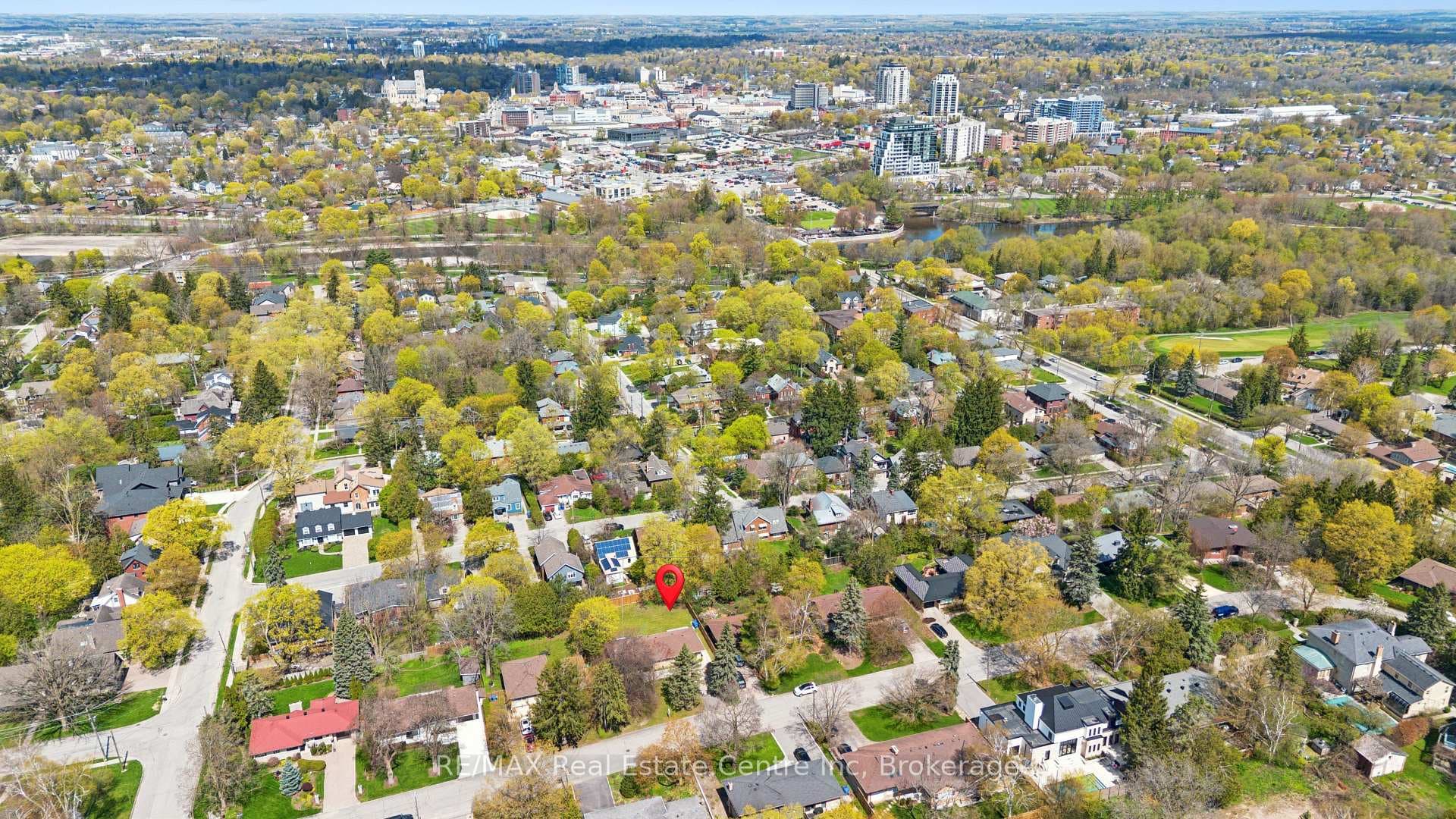 8 Harcourt Drive photo 7