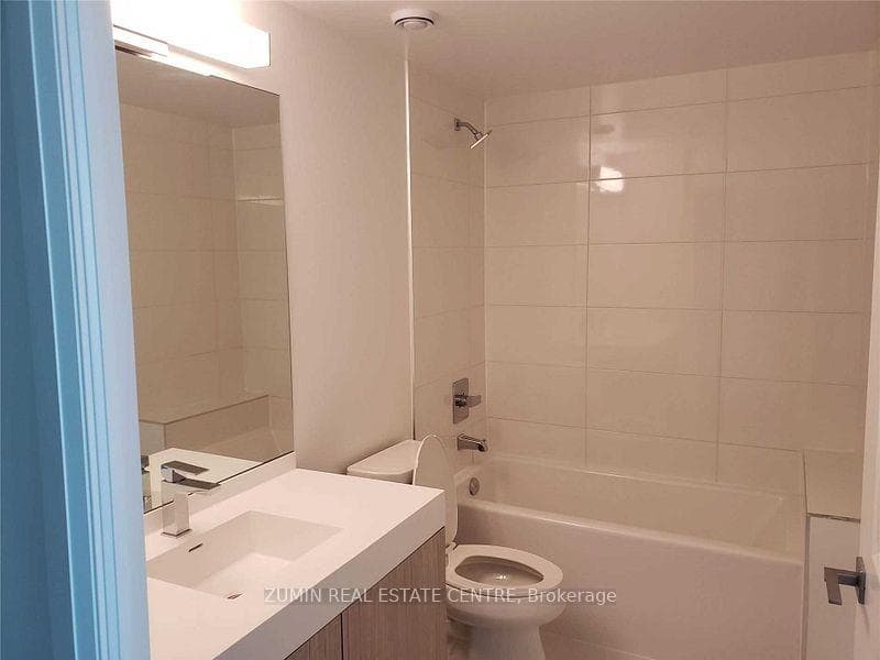 251 Jarvis Street Unit 2002 photo 5
