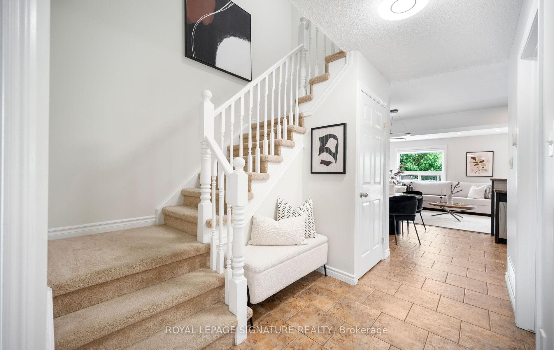 61 Thames Way photo 22