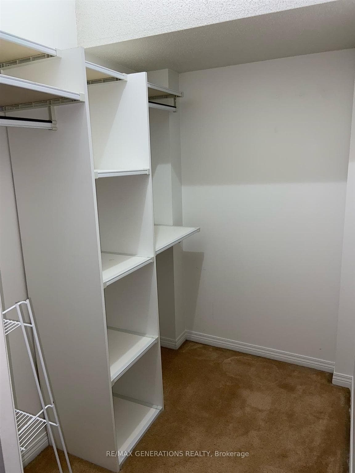 590 Beverly Street Unit 801 photo 16
