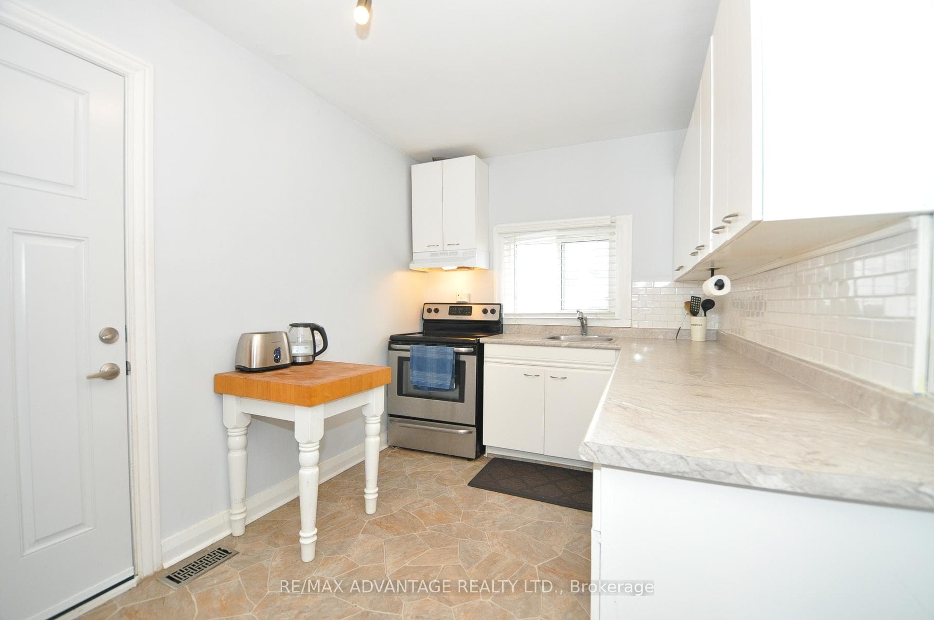 29 Appel Street photo 10