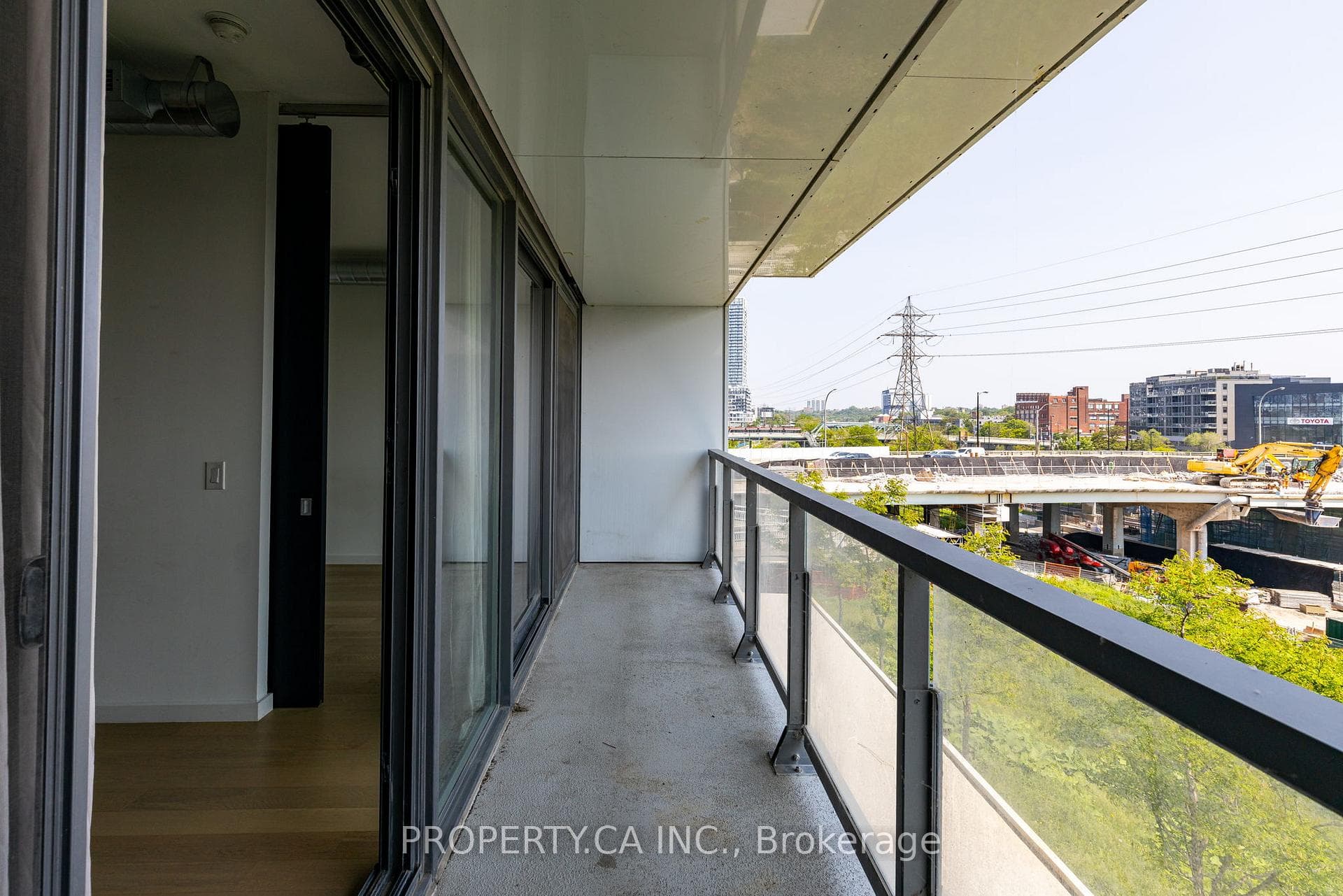 170 Bayview Avenue Unit 405 photo 17
