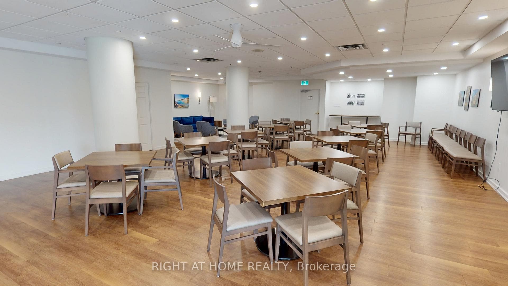 Condo Amenities - Party Room