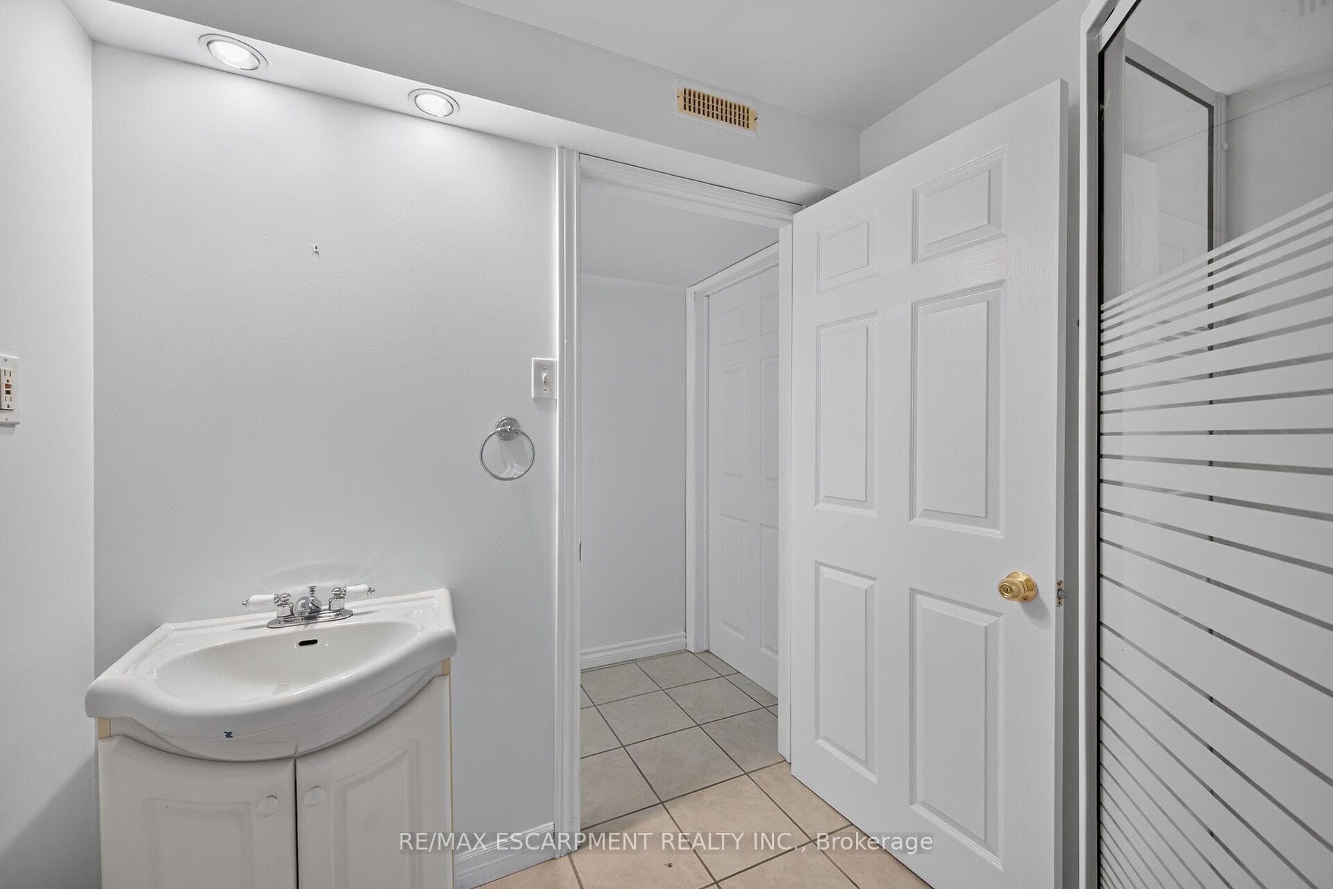 21 Springgarden Crescent photo 36